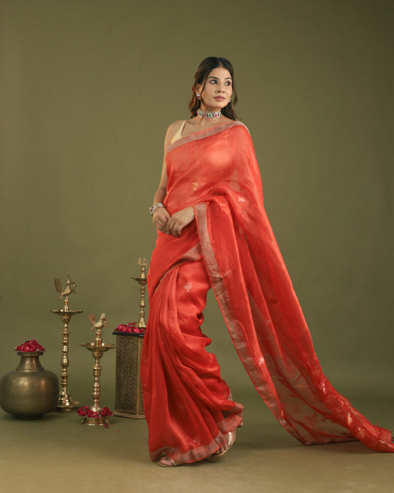 Raaya Ruby Red Banarasi Saree - Image 2