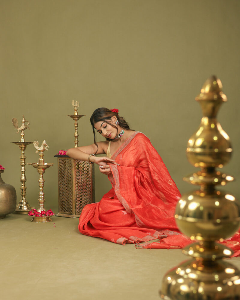 Raaya Ruby Red Banarasi Saree - Image 11
