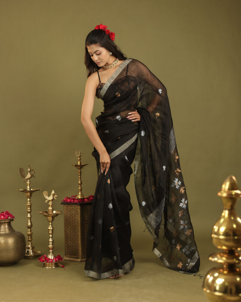 Raaya Black Banarasi Saree - Image 4