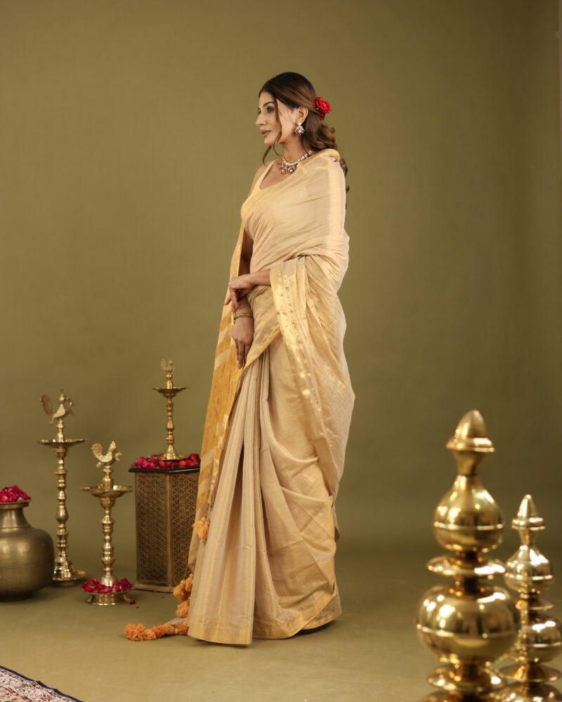 Navya Sunheri Banarasi Saree