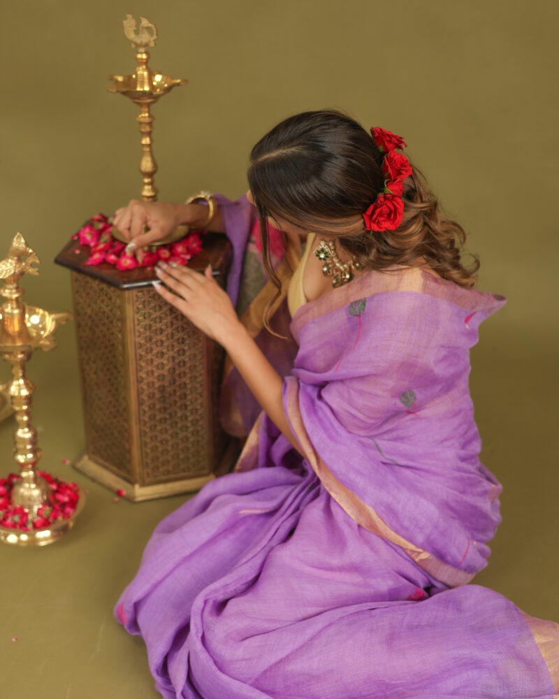 Lilac Banarasi Saree - Image 8