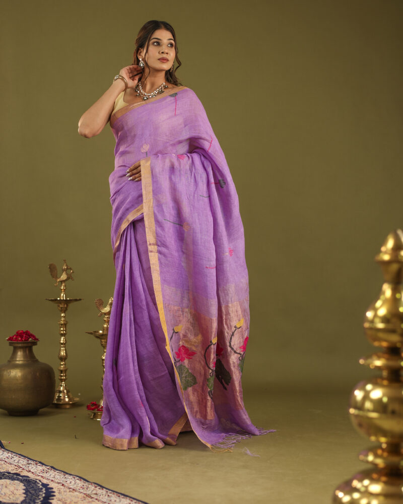 Lilac Banarasi Saree - Image 10